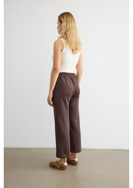 Dikiş Detaylı Scuba Pantolon Acı Kahve fırsatları