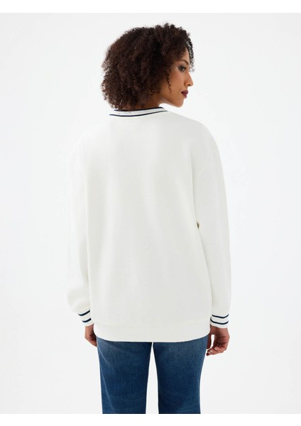 Beyaz Kadın Sweatshirt LF2040718 modelleri