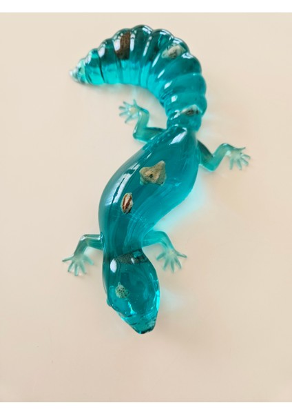 El Yapımı Epoksi Timsah Figürü & Renkli Deniz Kabuklu Turkuaz