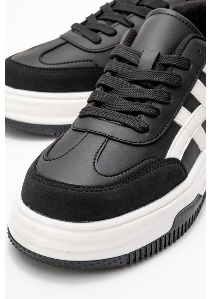 Kadın Spor Ayakkabı; Siyah Beyaz modelleri