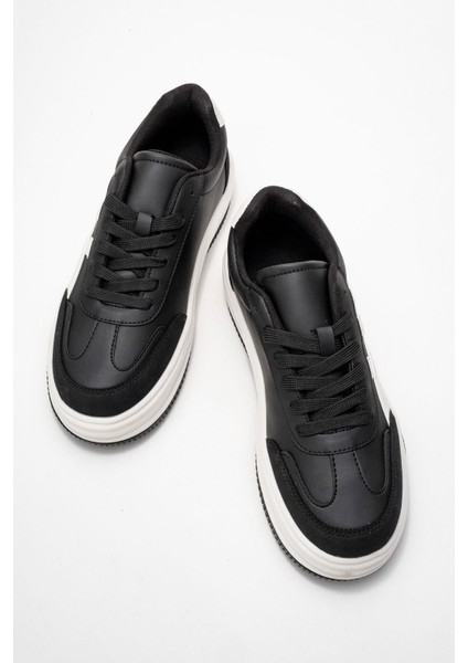 Kadın Spor Ayakkabı; Siyah Beyaz indirimleri