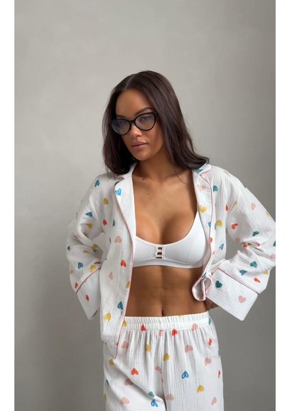 Kadın Beyaz Kalp Baskılı Ara Biyeli V Yaka Uzun Kollu Alt Üst Pijama Takımı