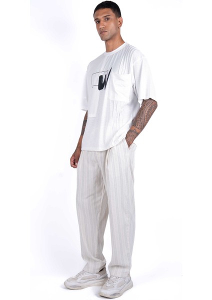 Erkek Kısa Kollu Beyaz Renkli, Cepli, Regular Fit Baskılı T-Shirt modelleri