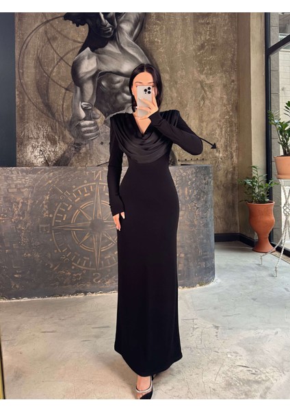 Mildred Omuz Vatkalı Pileli Degaje Yaka Likralı Uzun Elbise Siyah