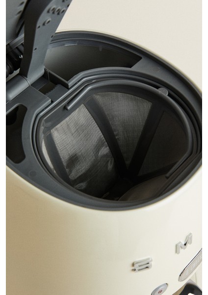 50’s Retro Style Filtre Kahve Makinesi DCF02CREU