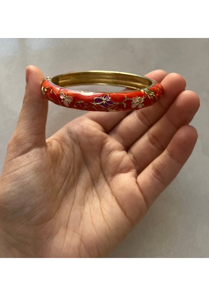 Mineli Bileklik Kelepçe Kırmızı Bileklik Çiçek Desenli Mineli Bilezik Mineli Bileklik Çiçek Kelepçe Vintage Tasarım Kelepçe Bilezik 1ADET fırsatları