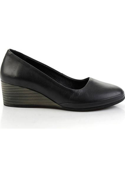 Siyah Hakiki Deri Kadın Casual Ayakkabı K01056041003