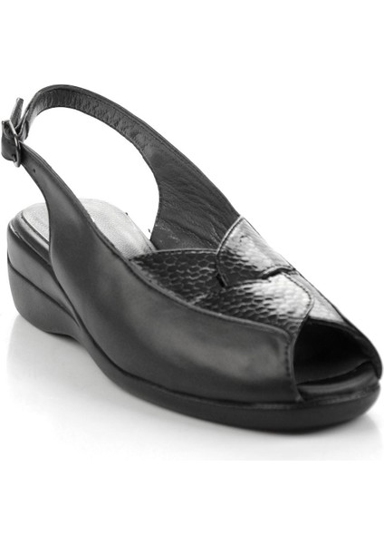 Siyah Hakiki Deri Kadın Sandalet K01531124103 fiyatları