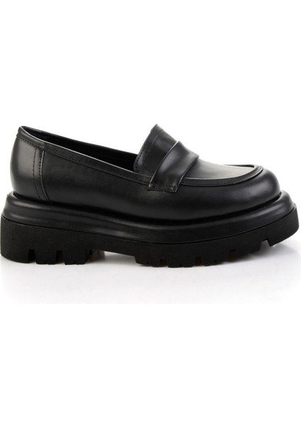 Siyah Kadın Loafer Ayakkabı K01188050309