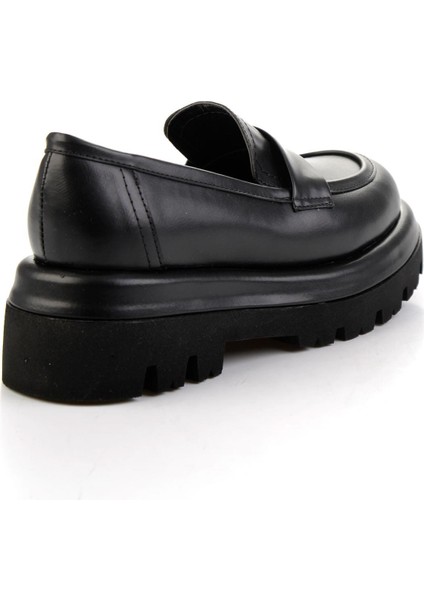 Siyah Kadın Loafer Ayakkabı K01188050309 modelleri