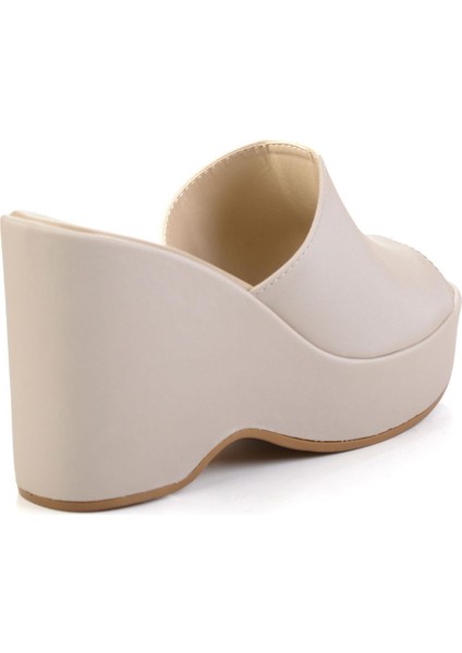 Mat Bej Kadın Terlik K04688001938 modelleri