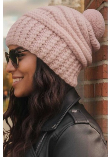 Kadın Kışlık Ponponlu Kalın Örgü Bere