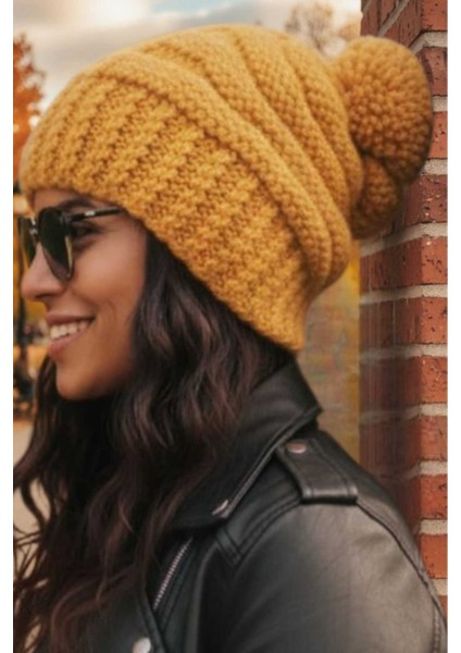 Kadın Kışlık Ponponlu Kalın Örgü Bere