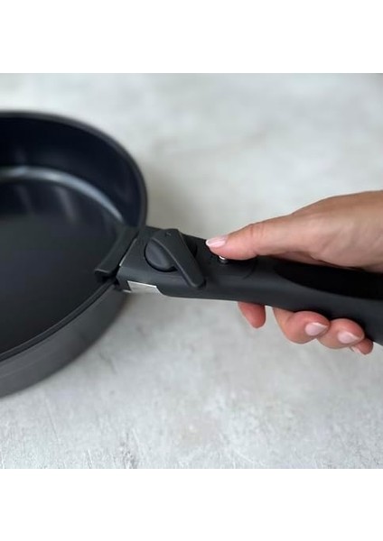 Midas Siyah Tava ve Tencere Tutma Sapı modelleri