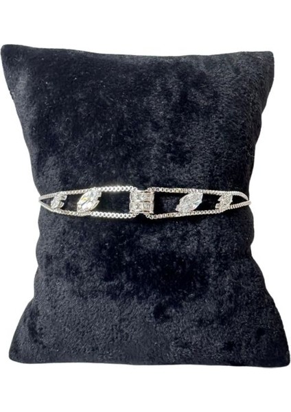 9867 Oval Taş Detaylı Ayarlanabilir Büjiteri Bileklik