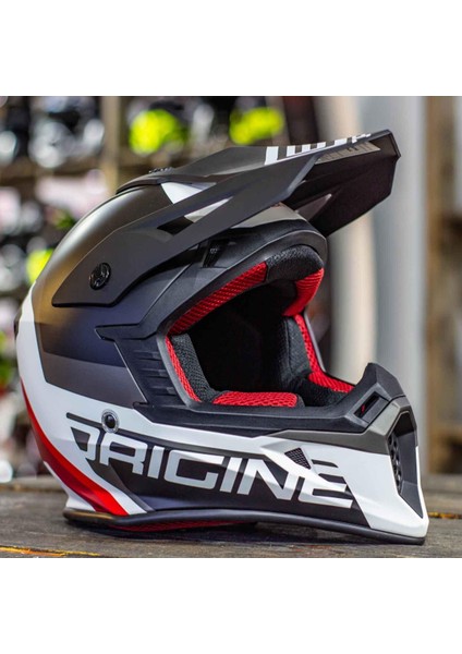 Hero Thunder Kapalı Kask