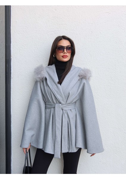 Kürk Kapüşonlu Panço