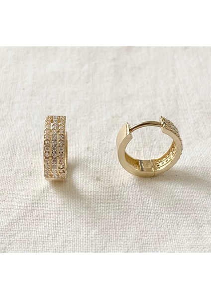 Üç Sıra Taşlı Halka Altın Küpe fırsatları