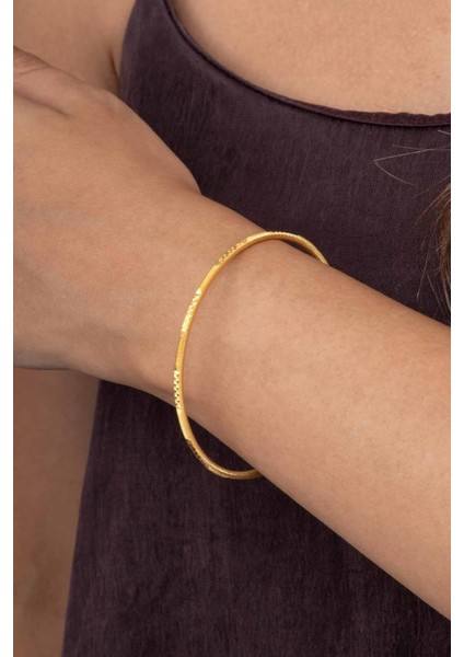 Altın Kaplama Motifli 925 Ayar Gümüş Kadın Ajda Bilezik fiyatları