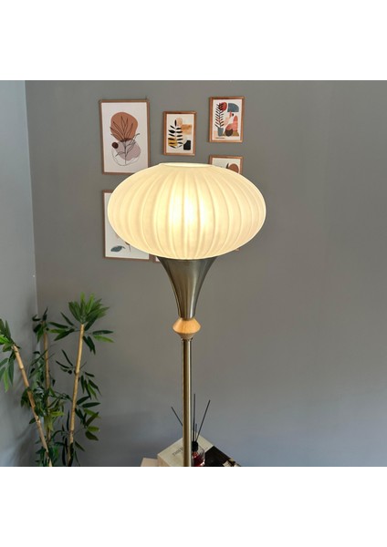 Beyaz Cam Q Lambader Modern Dekoratif Metal Oturma Odası Çalışma Odası Zemin Lambası fırsatları