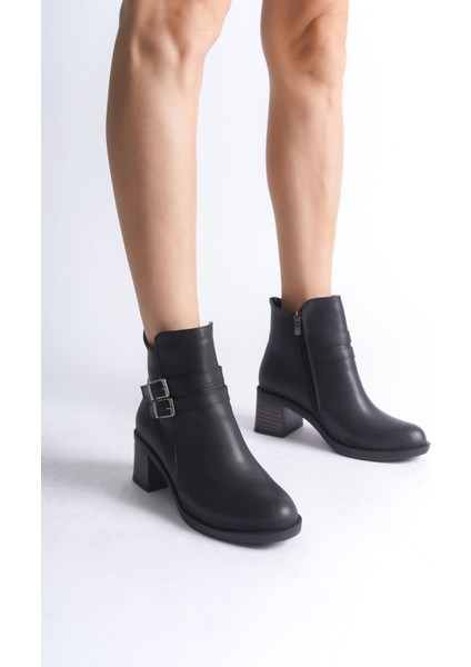 Noemı Tokalı Fermuarlı Ortopedik Taban Topuklu Kadın Bot Cst - Siyah