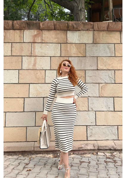 Bisiklet Yaka Triko Takım Krem modelleri