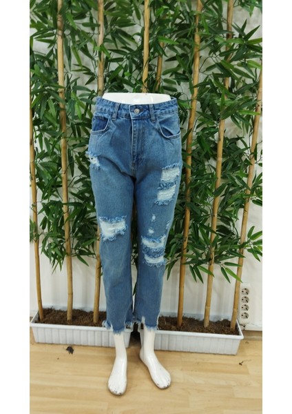 Kadın Dar Kesim Cepli Önden Yırtık Desenli Denim Pantolon indirimleri