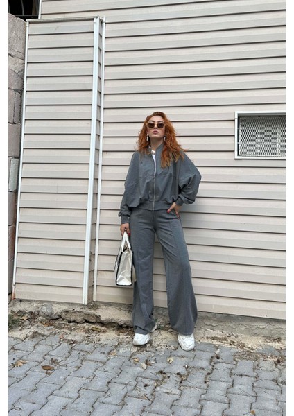 Gri Fermuar Detaylı Eşofman Takımı fiyatları