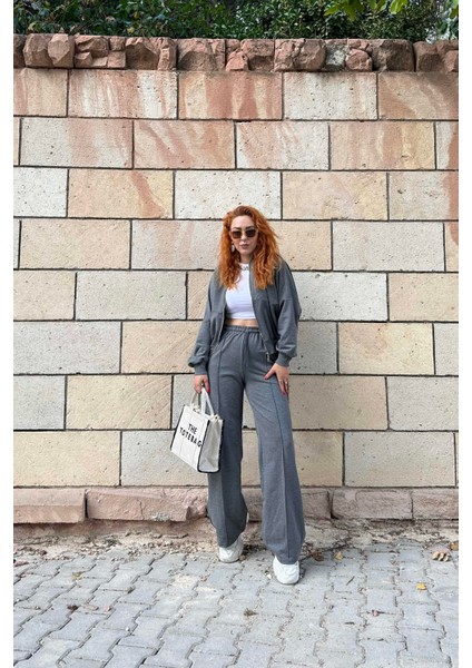 Gri Fermuar Detaylı Eşofman Takımı fırsatları