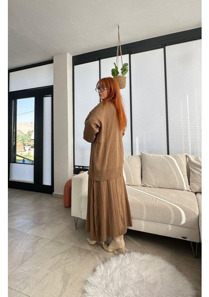 Süt Kahve Triko Etek Kazak Takım indirimleri