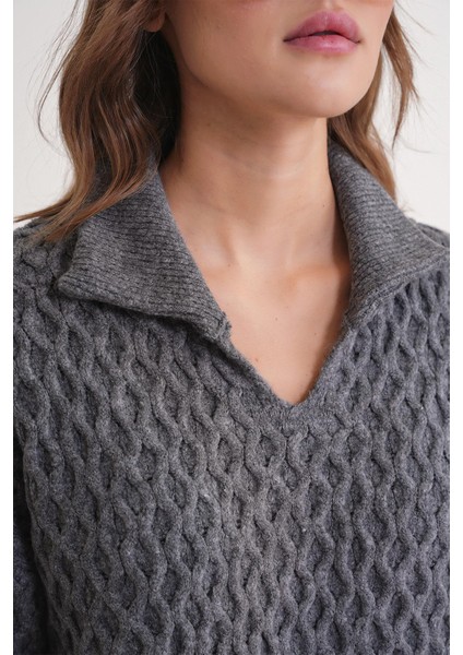 6896 Kadın Örgü Detaylı Crop Triko Kazak Antrasit