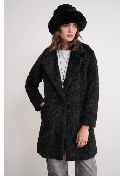 4746 Kadın Uzun Tüylü Manto Siyah