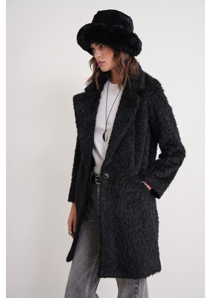 4746 Kadın Uzun Tüylü Manto Siyah fırsatları