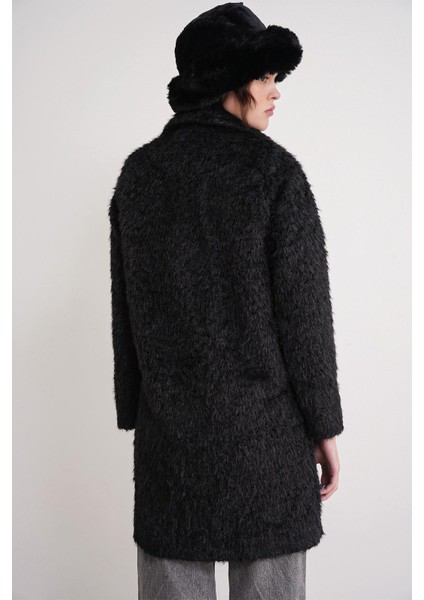 4746 Kadın Uzun Tüylü Manto Siyah