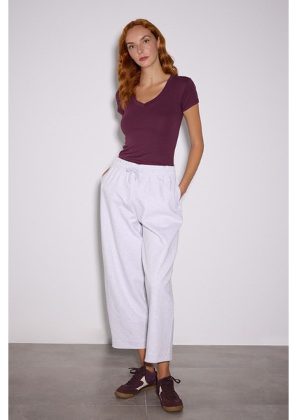 V Yaka Kısa Kol Üst