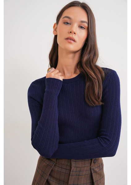 6938 Kadın Bisiklet Yaka Fitilli Triko Body Lacivert fırsatları