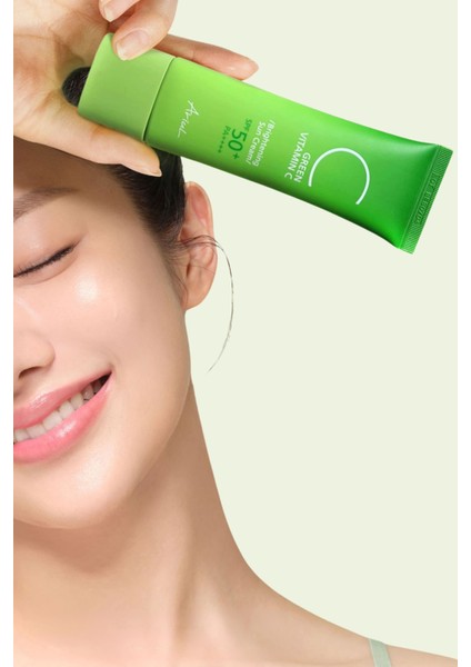 Green Vitamin C Brightening Sun Cream 50ML - C Vitamini & Niasinamid Güneş Kremi fırsatları