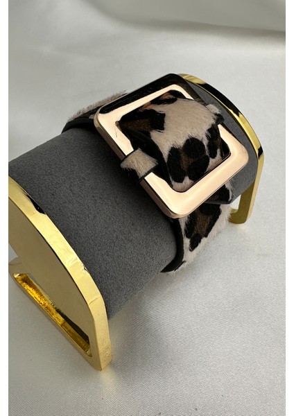 Leopar Desenli Büyük Toka Detaylı Bileklik (25CM) fırsatları
