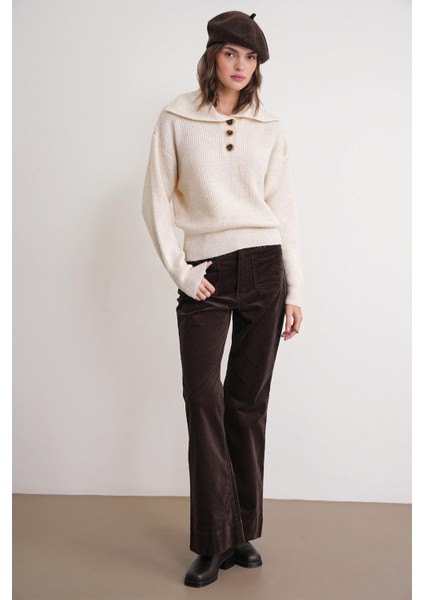 6900 Kadın Düğmeli Devrik Yaka Triko Kazak Naturel fiyatları