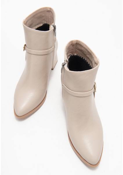 Sivri Burunlu Tokalı Kadın Topuklu Bot Ten Cilt indirimleri