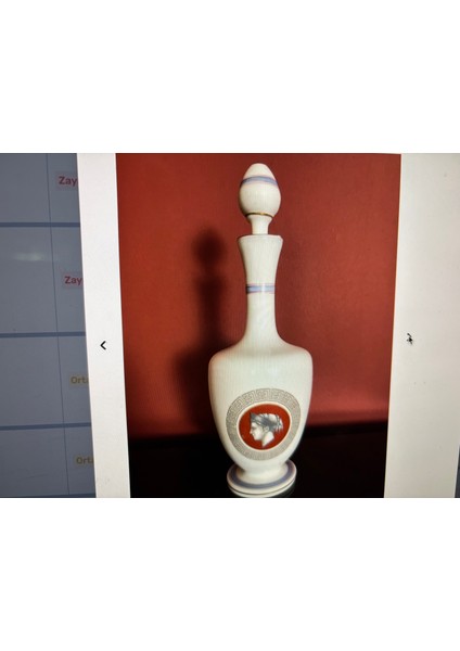 Fransız Grand Marnier Beyaz Opalin Vazo 31,5 cm Boyunda