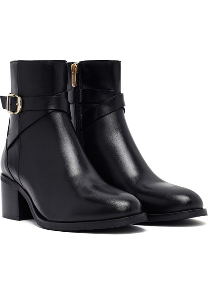 Kadın Siyah Fermuarlı Kalın Topuklu Deri Bot 25WFD281518 indirimleri