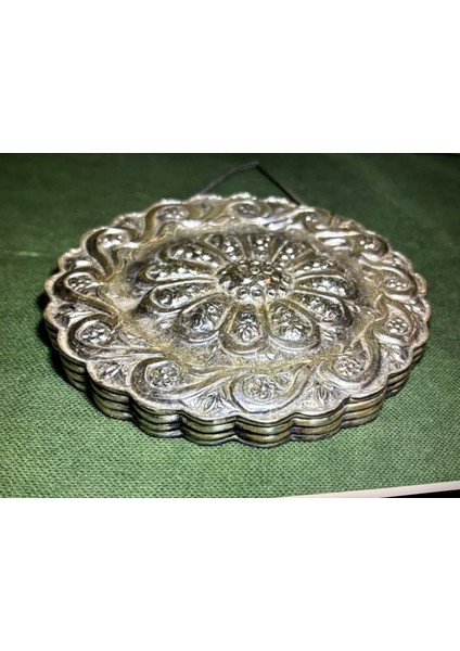 900 Ayar Gümüş Duvar Aynası 12,5 cm Çapında
