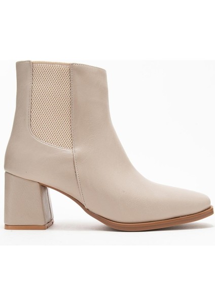 Küt Burunlu Sade Lastikli Kadın Topuklu Bot Ten Cilt fiyatları