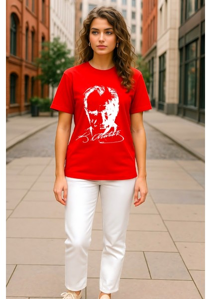 Kadın Bisiklet Yaka Kısa Kollu Atatürk Baskılı %100 Pamuk T-Shirt