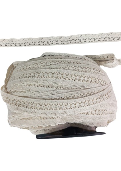 Kopanaki Dantel En 4 cm Şeritli Krem 10 Metre