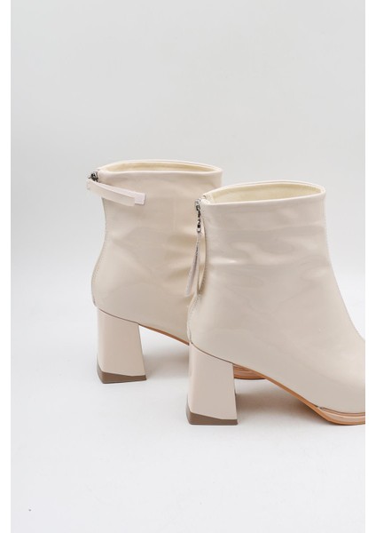 Ithal Seri Kadın Rugan Topuklu Toka Detaylı Bot GJ415 - Bej - 36 fiyatları