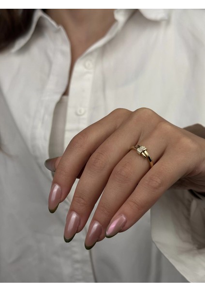 14 Ayar Altın Ortası Taşlı Yüzük 960 fiyatları