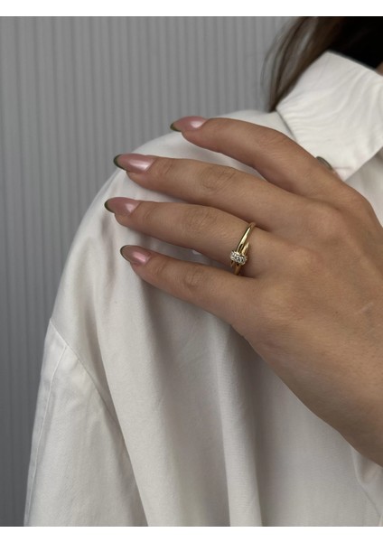 14 Ayar Altın Ortası Taşlı Yüzük 960 modelleri