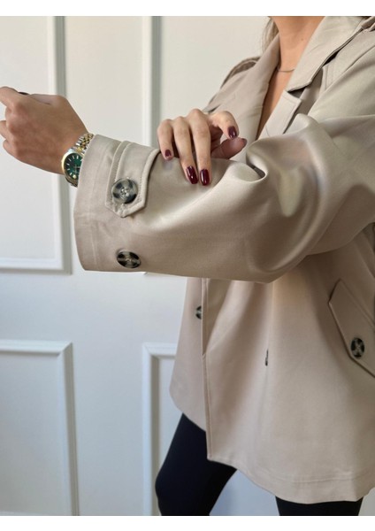 Bej Içi Ekoseli Kısa Trençkot